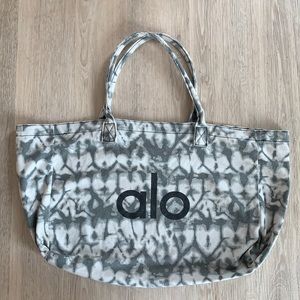 Alo canvas bag